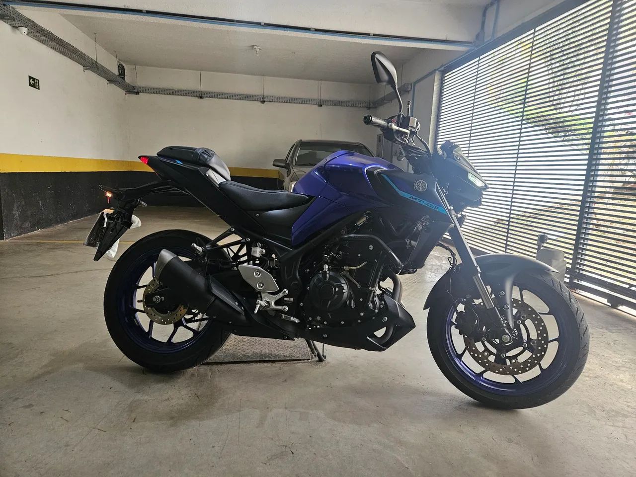 Yamaha MT03 2025 - Foto 4