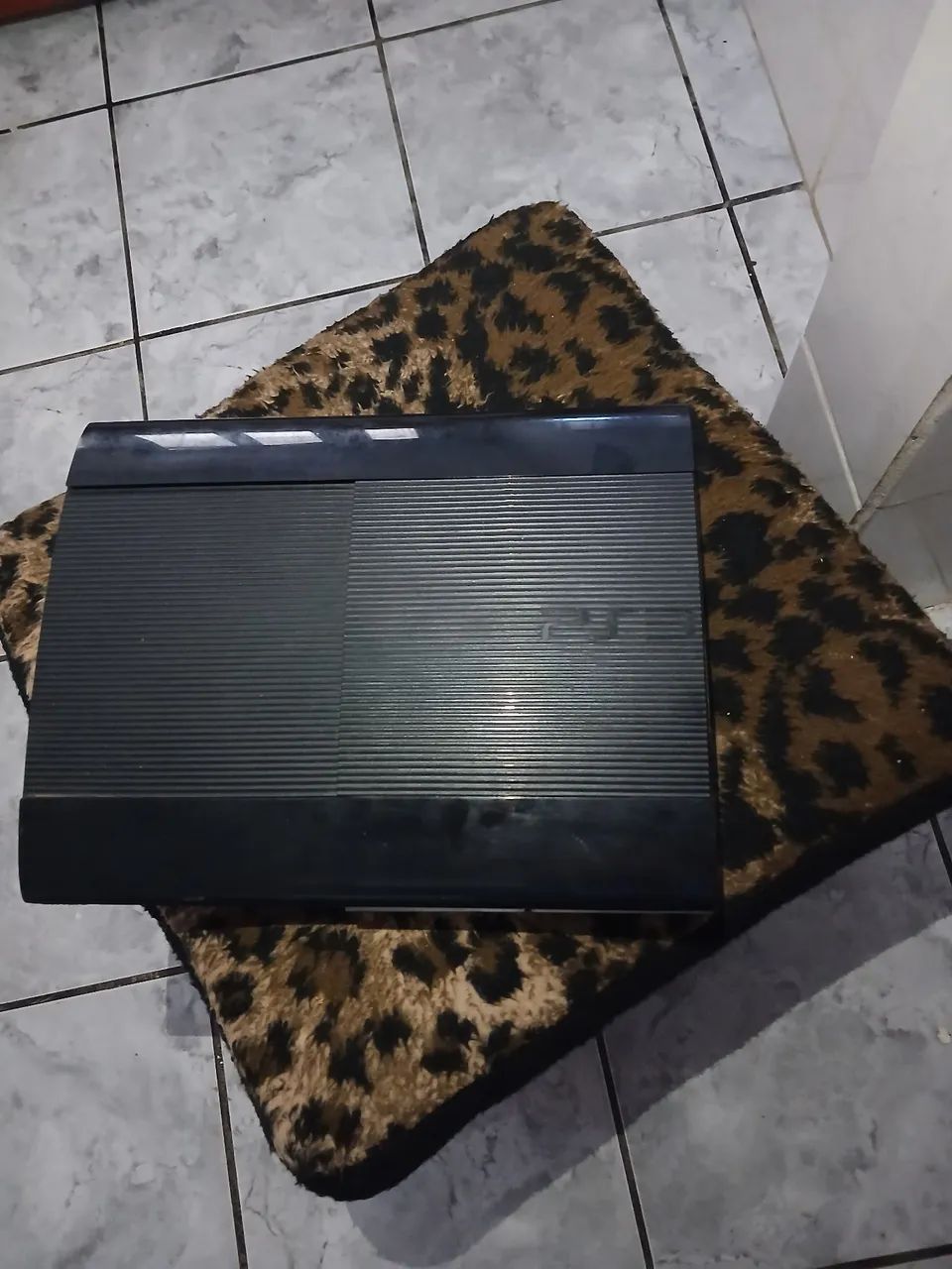 Vendo ps3 desbloqueado super slim