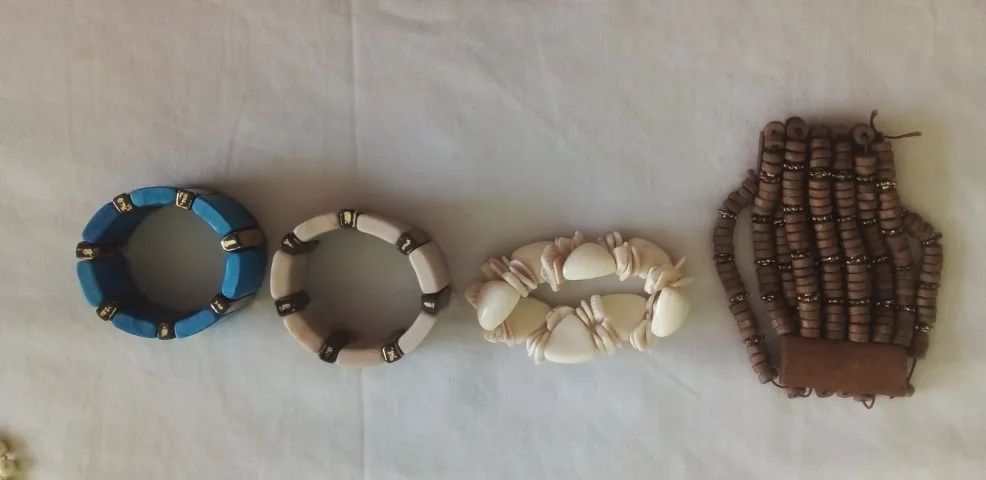 Colares, brincos e pulseiras Vintage.  - Foto 3
