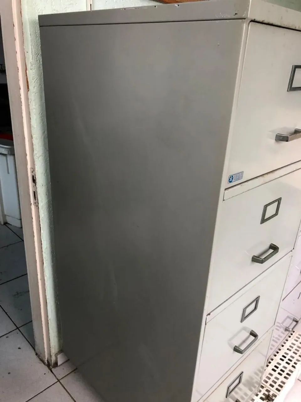 Arquivo em aço com 4 gavetas  - Foto 2