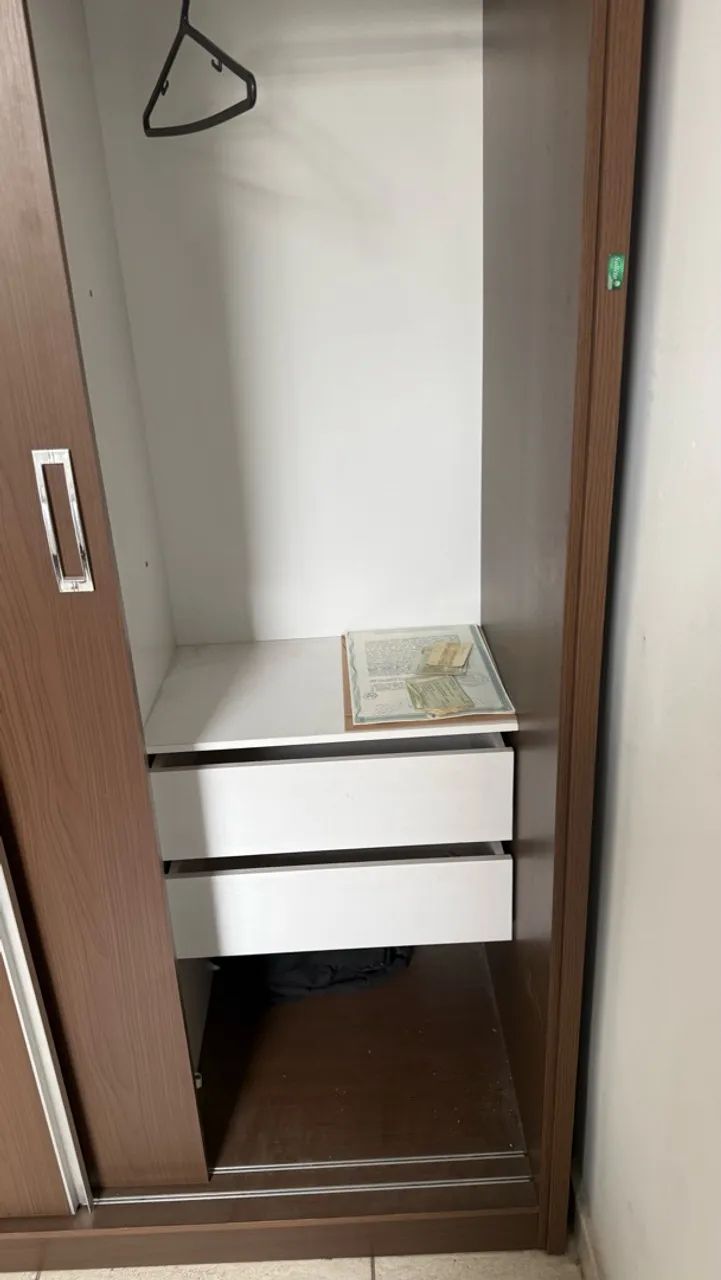 Guarda roupa 3 portas 250,00 - Foto 2
