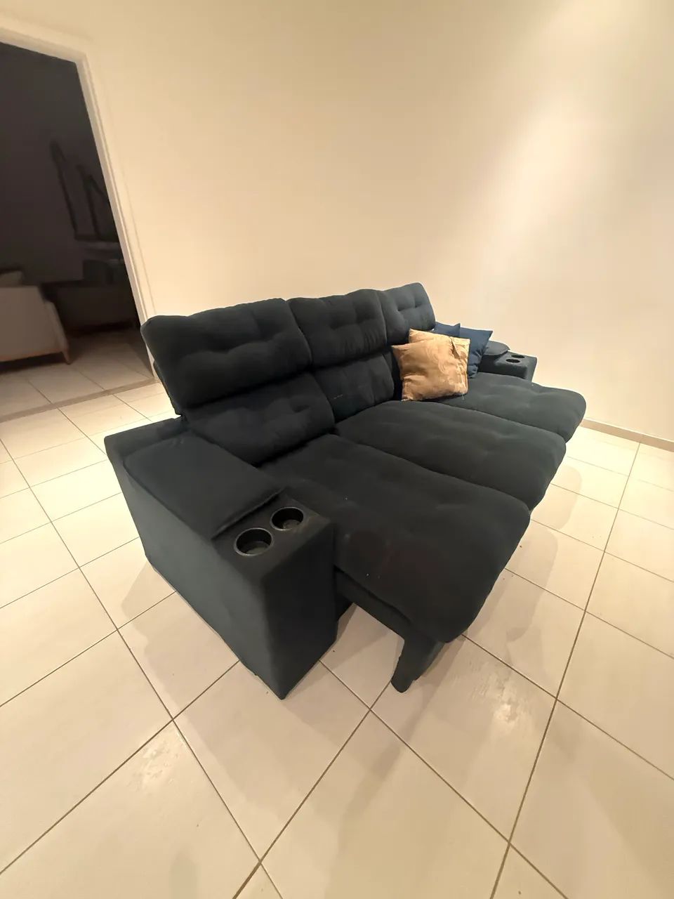 Sofá retrátil luxuoso 3 lugares 