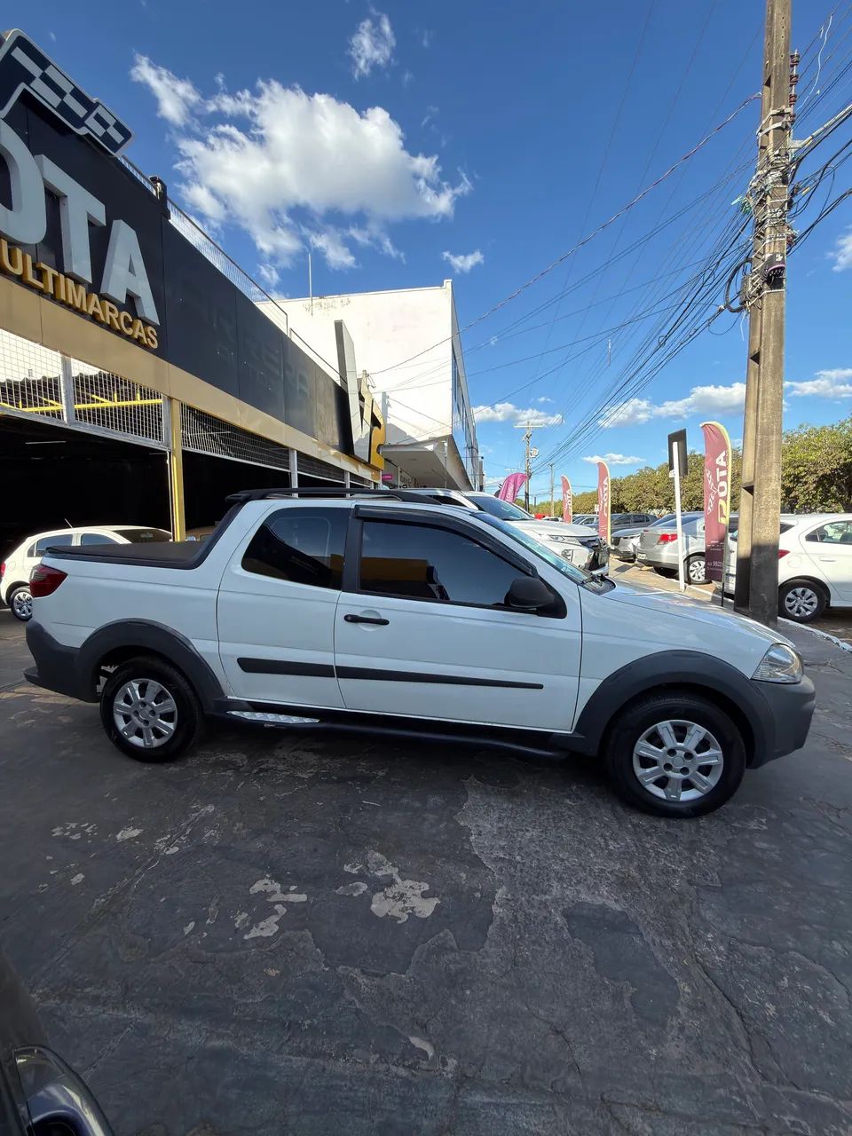 Fiat Strada Working 1.4 MPI Fire Flex 8V CD 2014 - Foto 2
