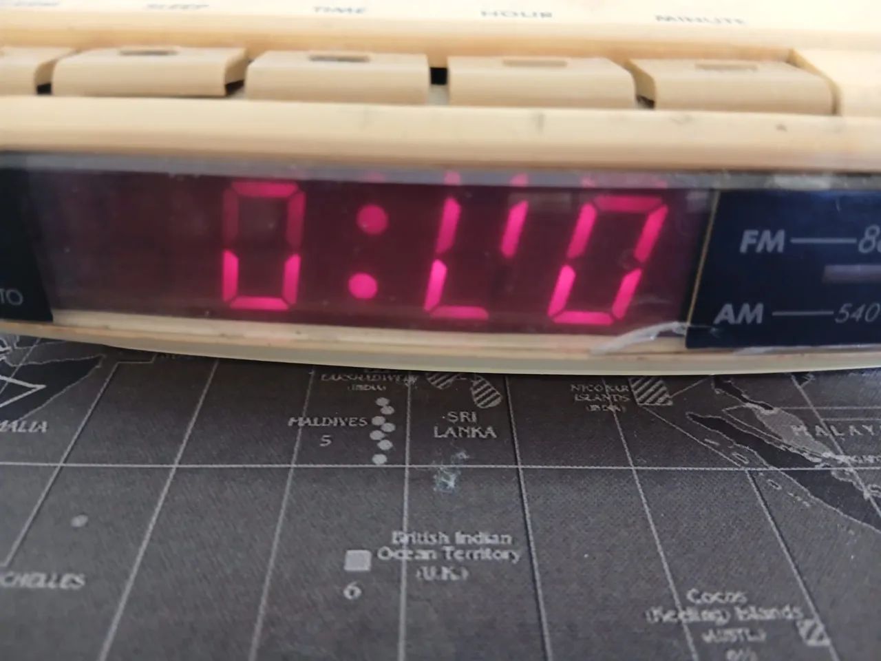 RÁDIO RELÓGIO CE ANOS 80