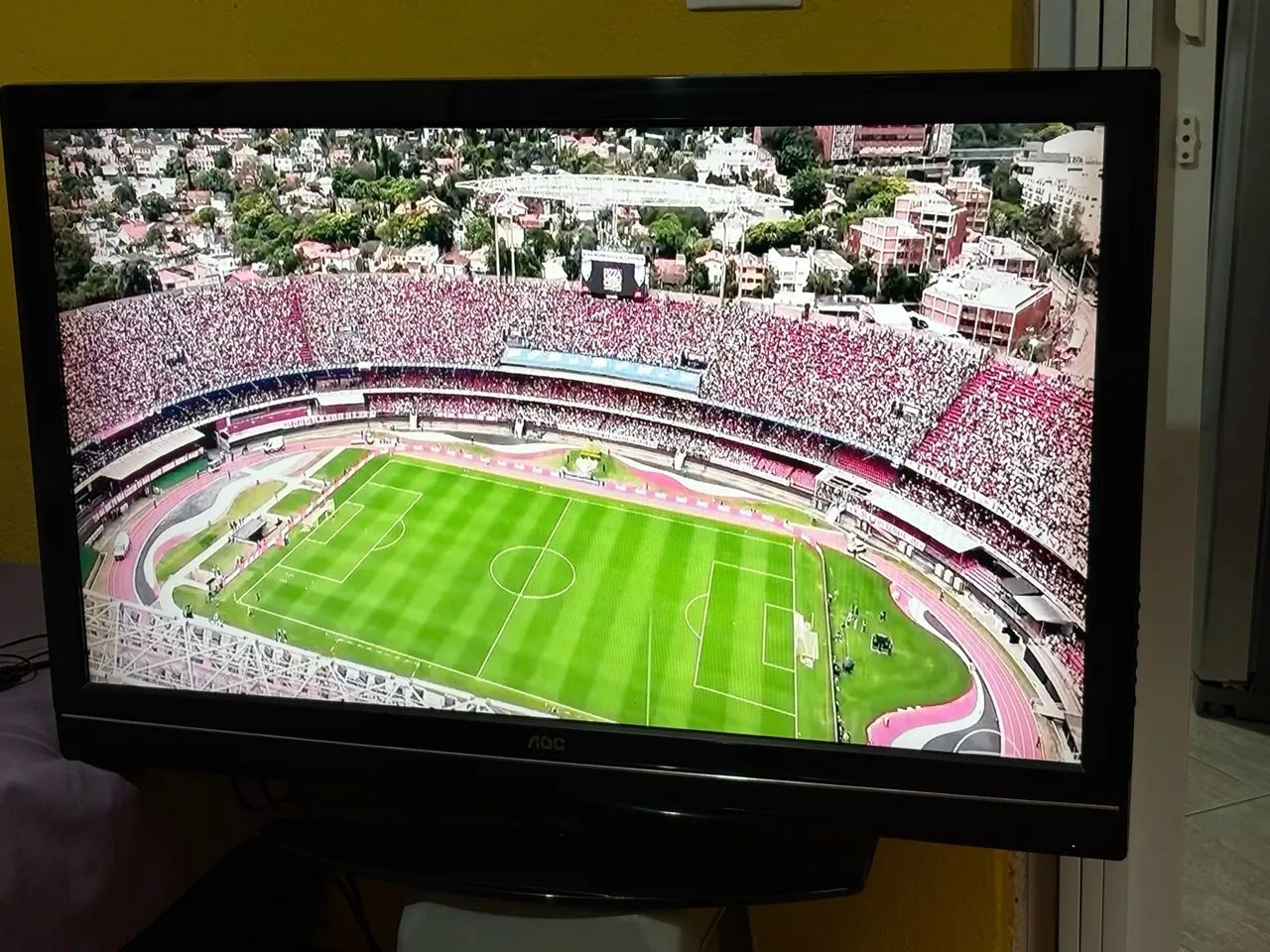 Vende se uma tv 