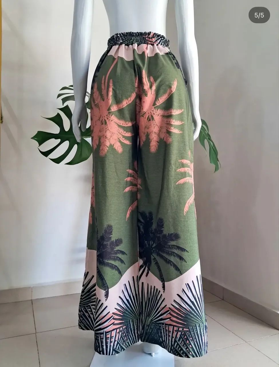 Calça pantalona verde estampada  - Foto 2