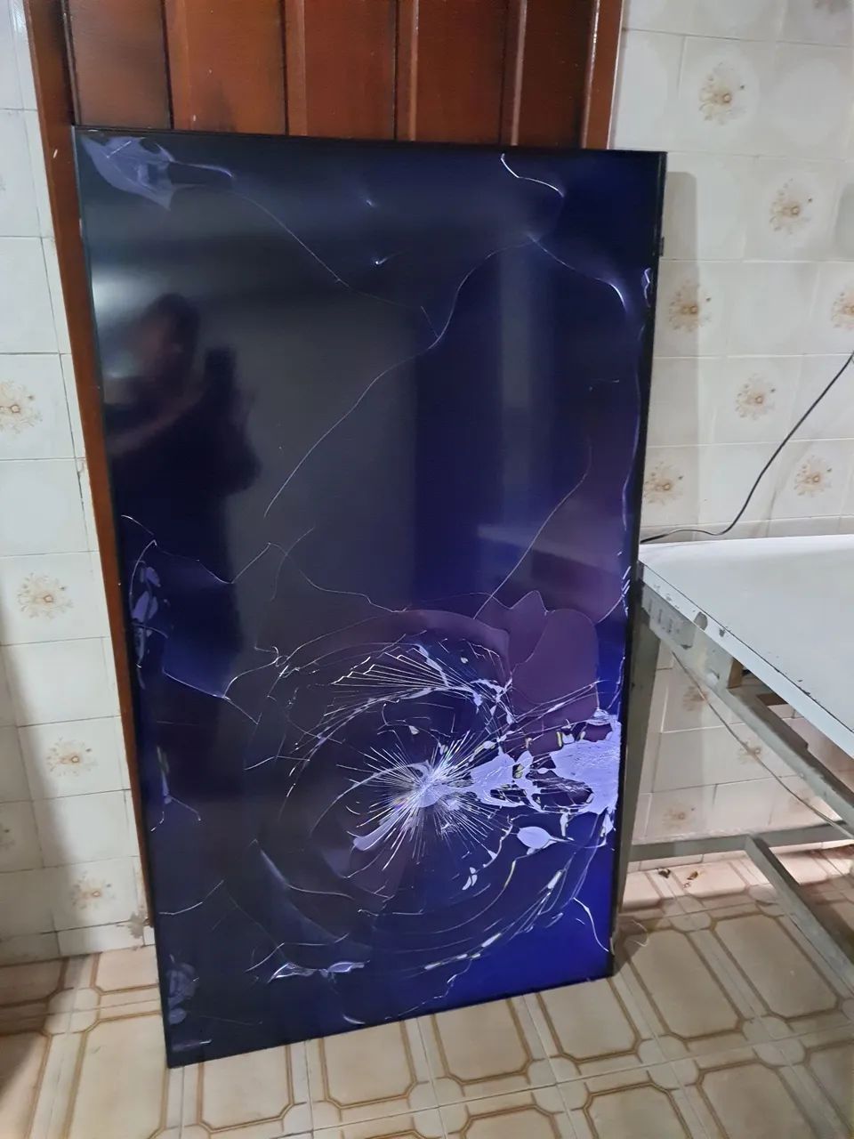 Tv Samsung 4K Hdr Led 65 Polegadas Qn65q7faag Liga Com Tela Quebrada - Foto 5