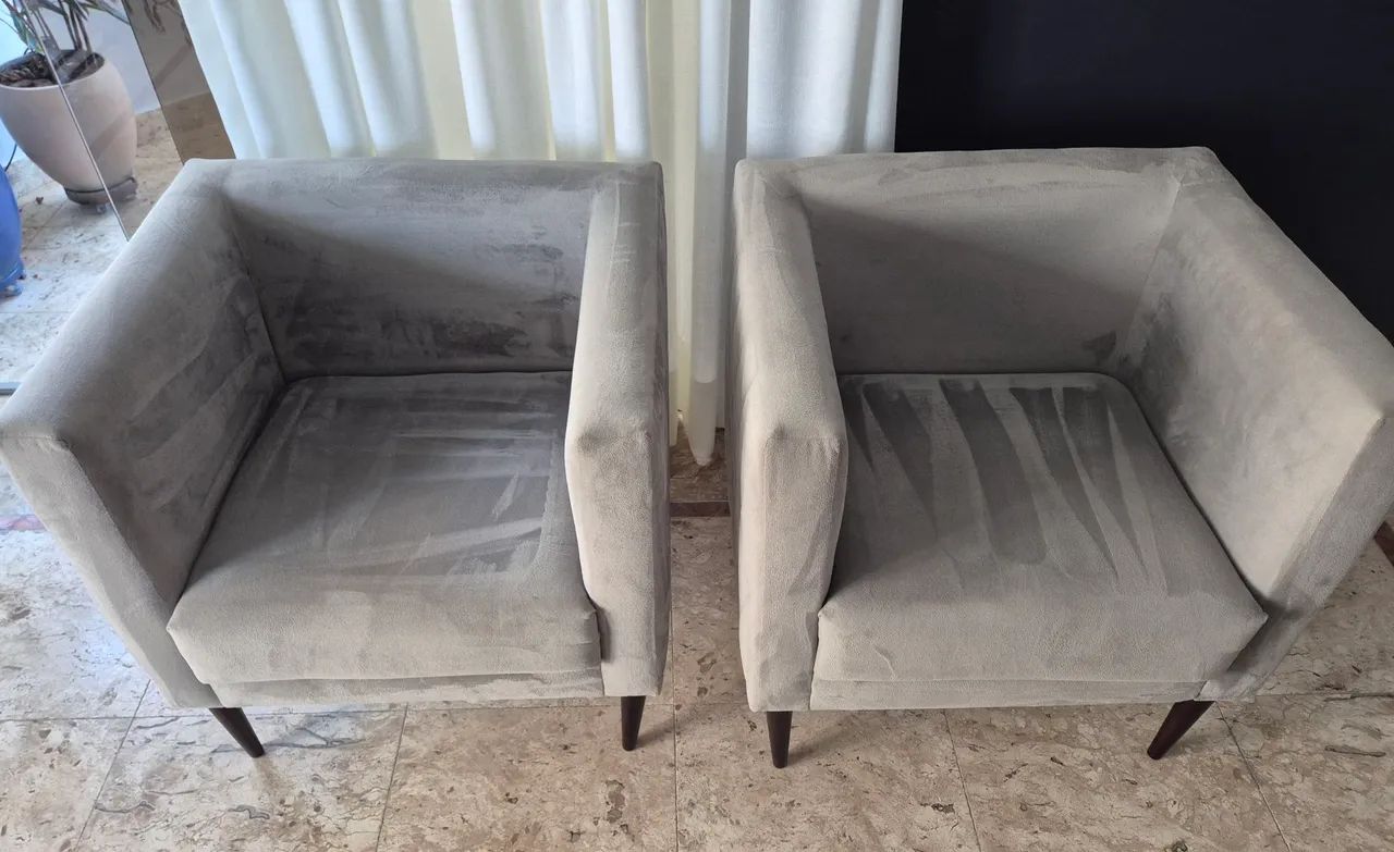 Conjunto 2 poltronas alto luxo