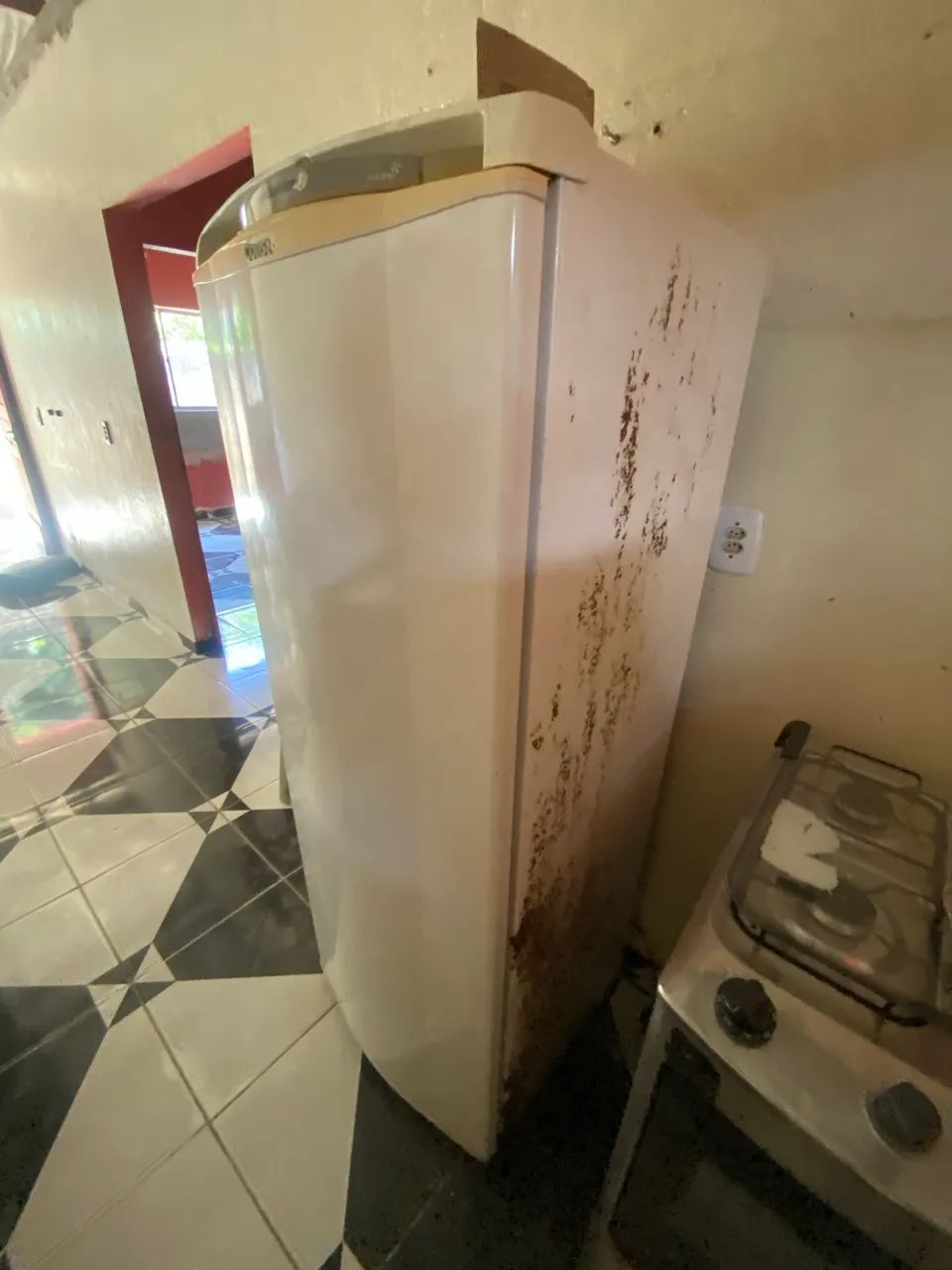 GELADEIRA BOM ESTADO PARA USO