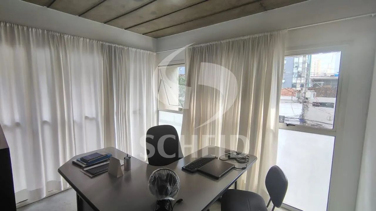 Sala comercial para locação de 42,00m² útil em Moema !