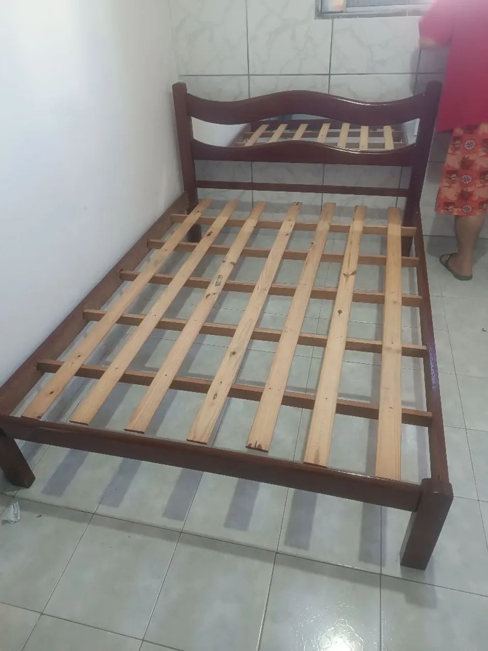 Base de cama de madeira 