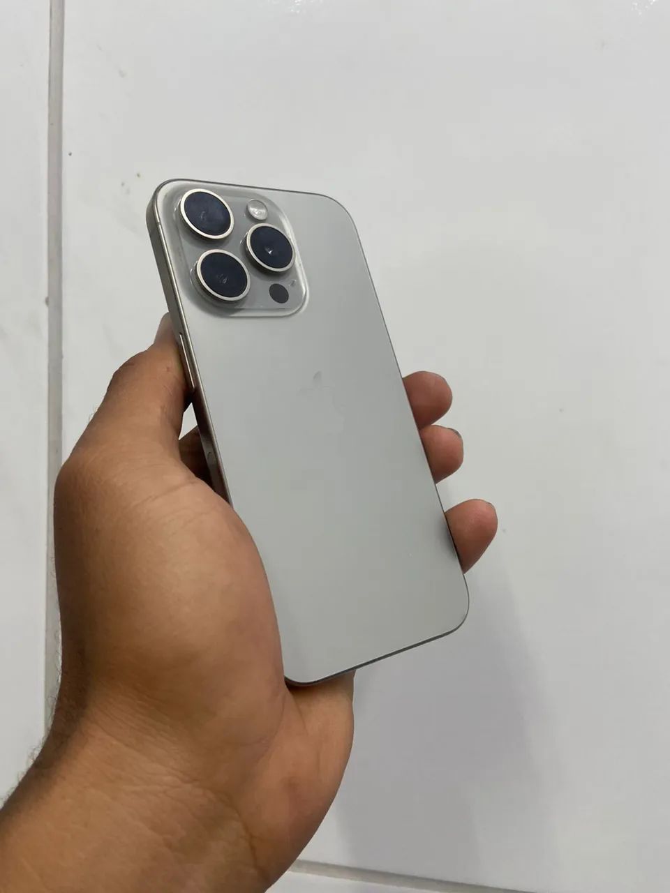 iPhone 15 pro  - Foto 2