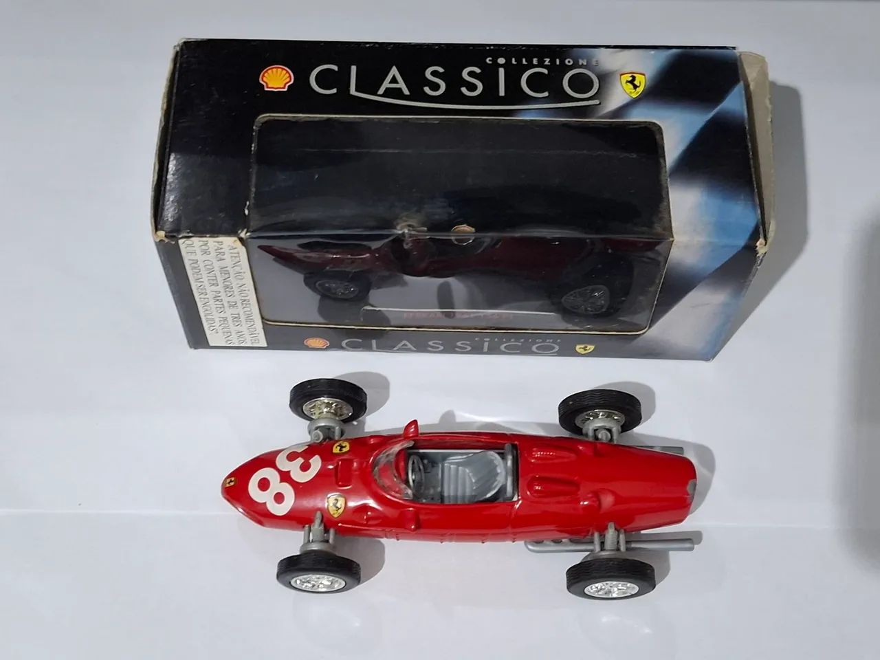 Miniatura Ferrari 156 F1 (1961) Phil Hill 1:35 Shell - Foto 2