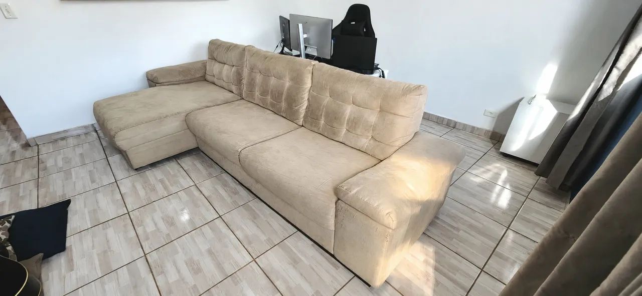 Sofá com Chaise