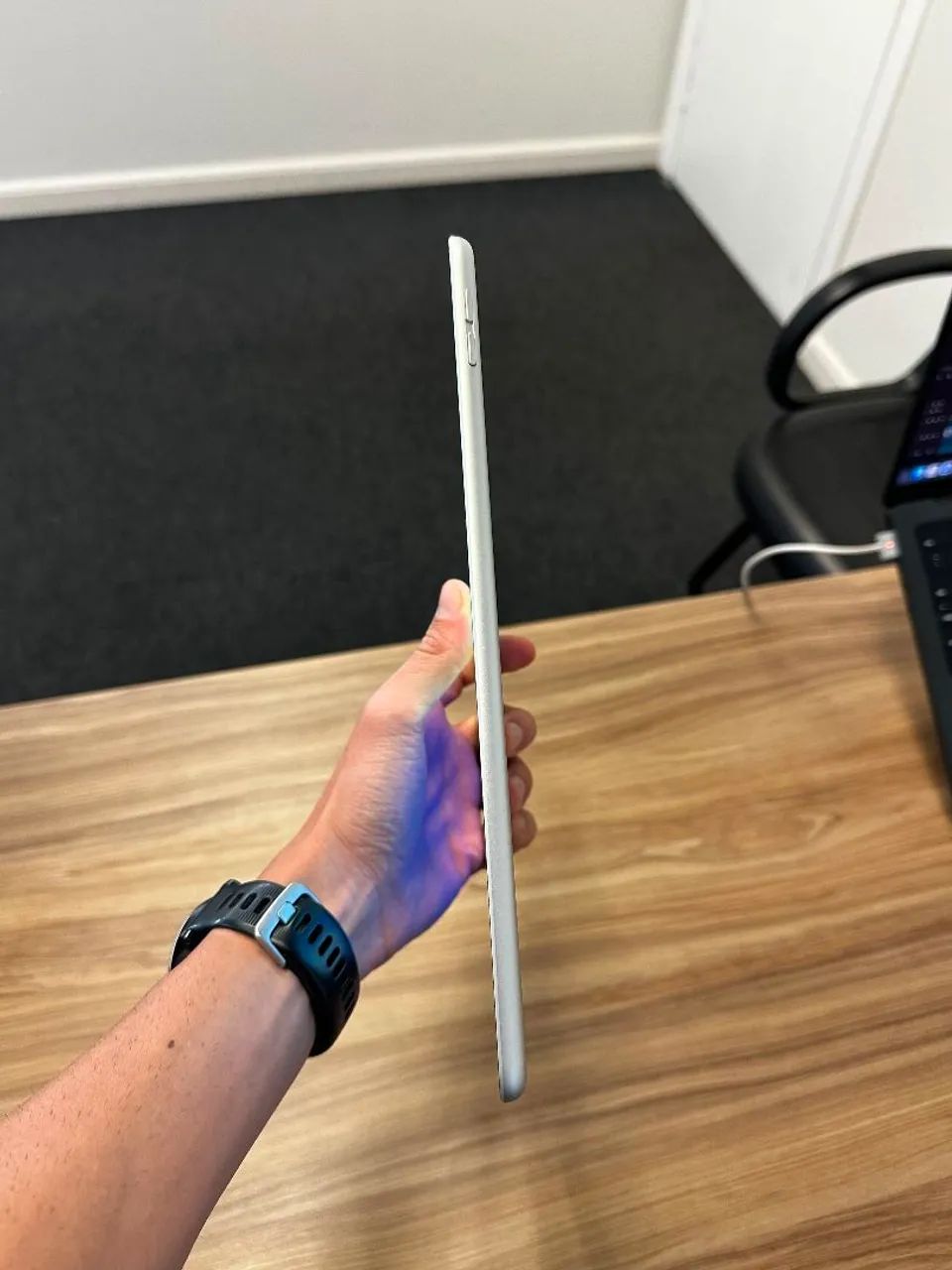 iPad 9ª Geração 64GB - Estado de Novo + Acessórios - Foto 4