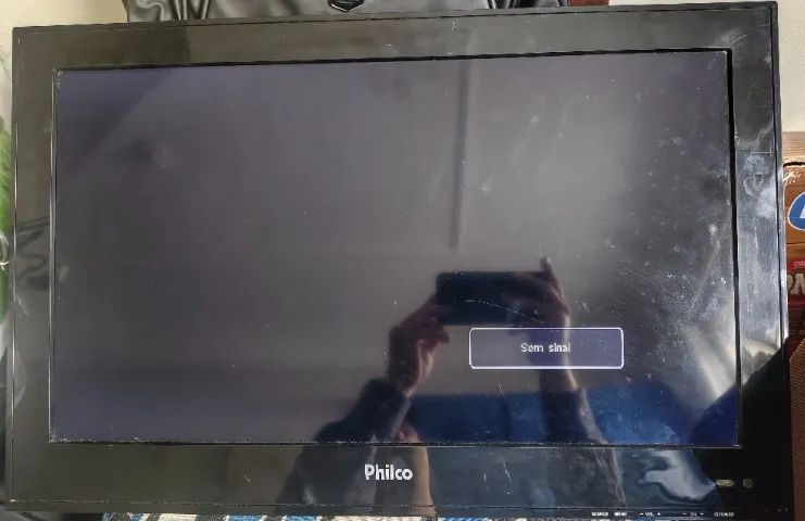 Monitor TV LED 24" Philco - Foto 2