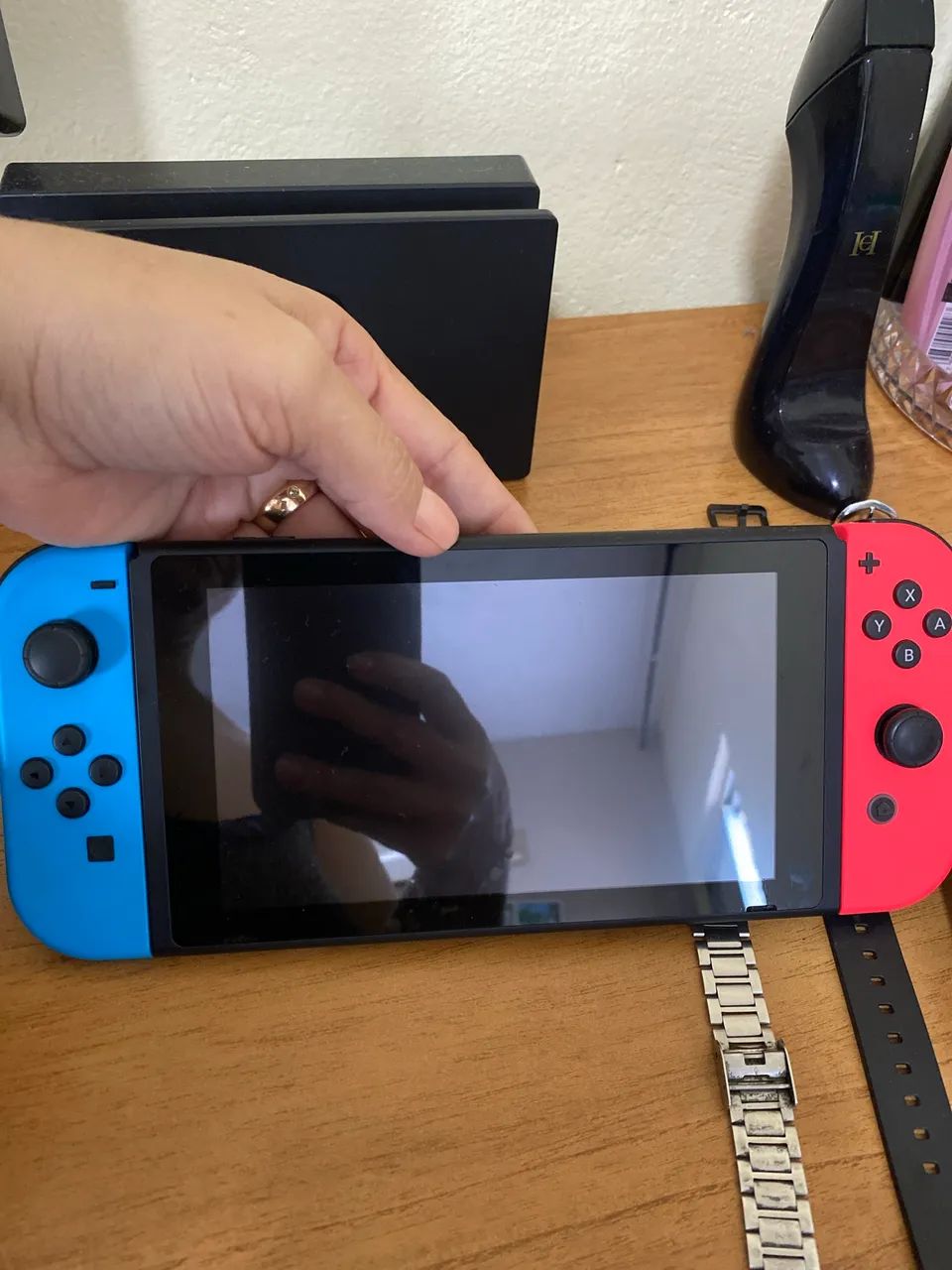 Nintendo Switch V2 ( EXCELENTE ESTADO ) - Foto 2