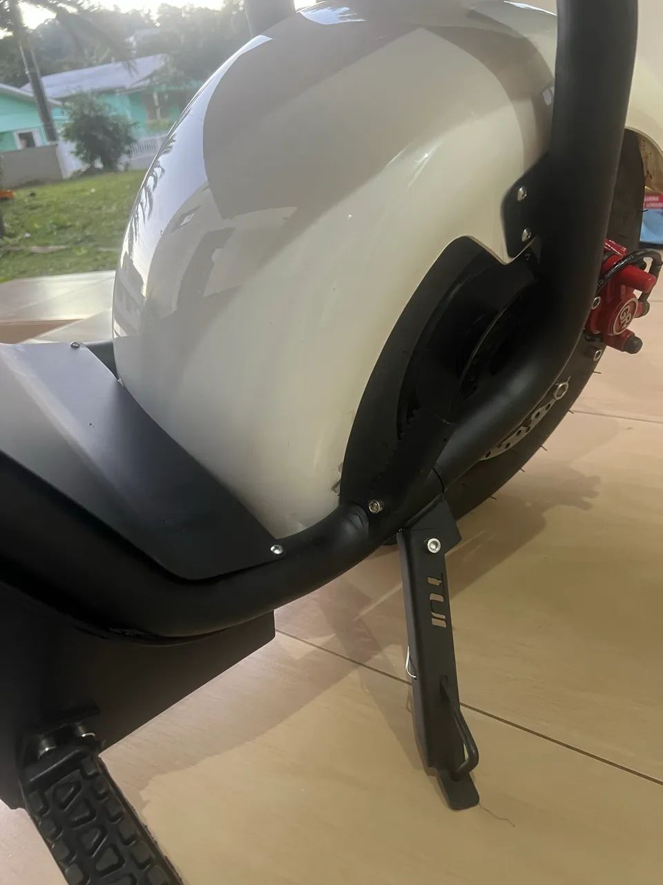 Moto elétrica TUI + 