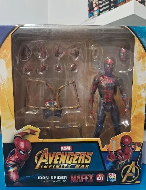 Boneco Mafex No.081 Aranha de Ferro