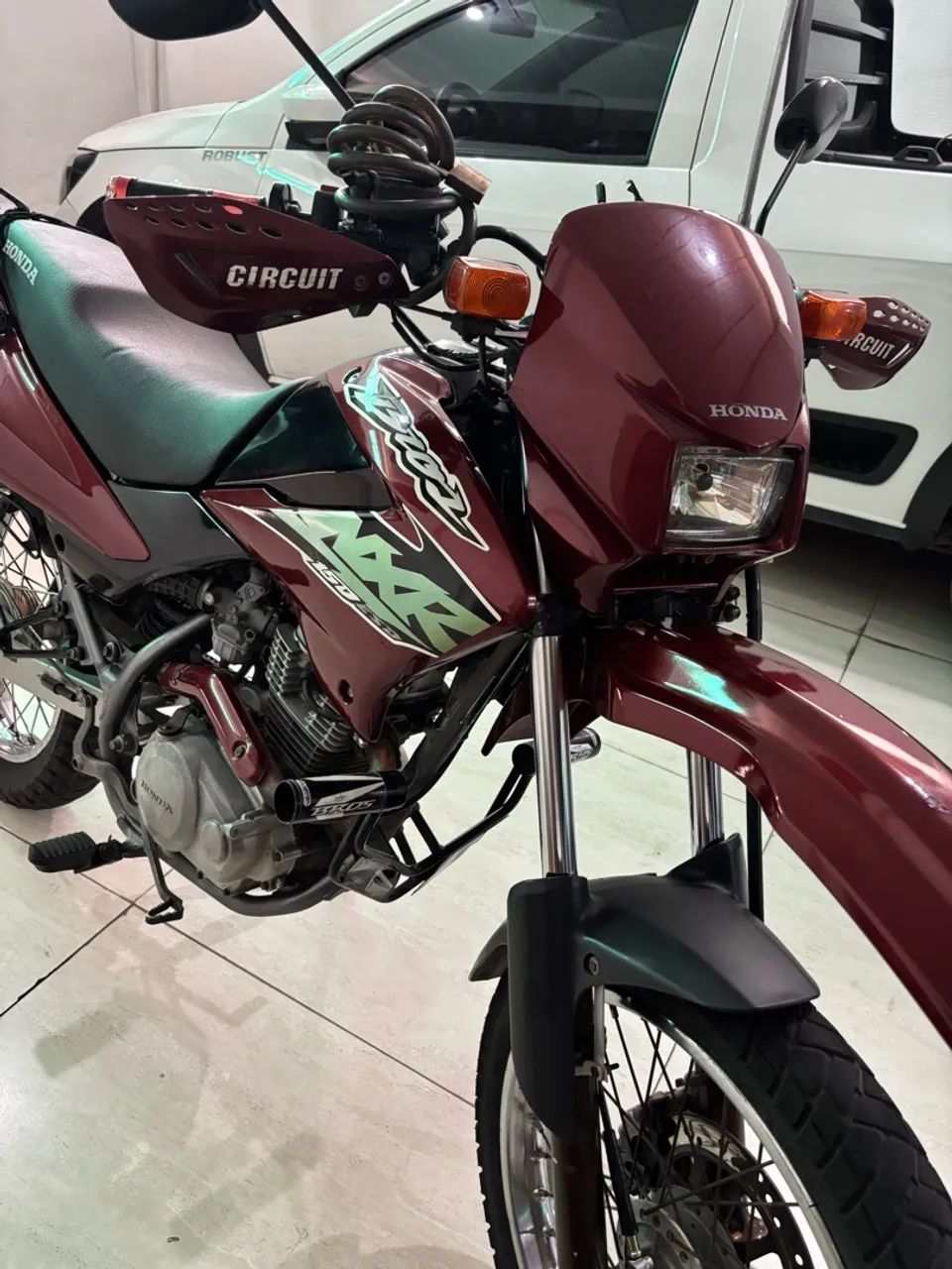 NXR BROS 150 NOVA