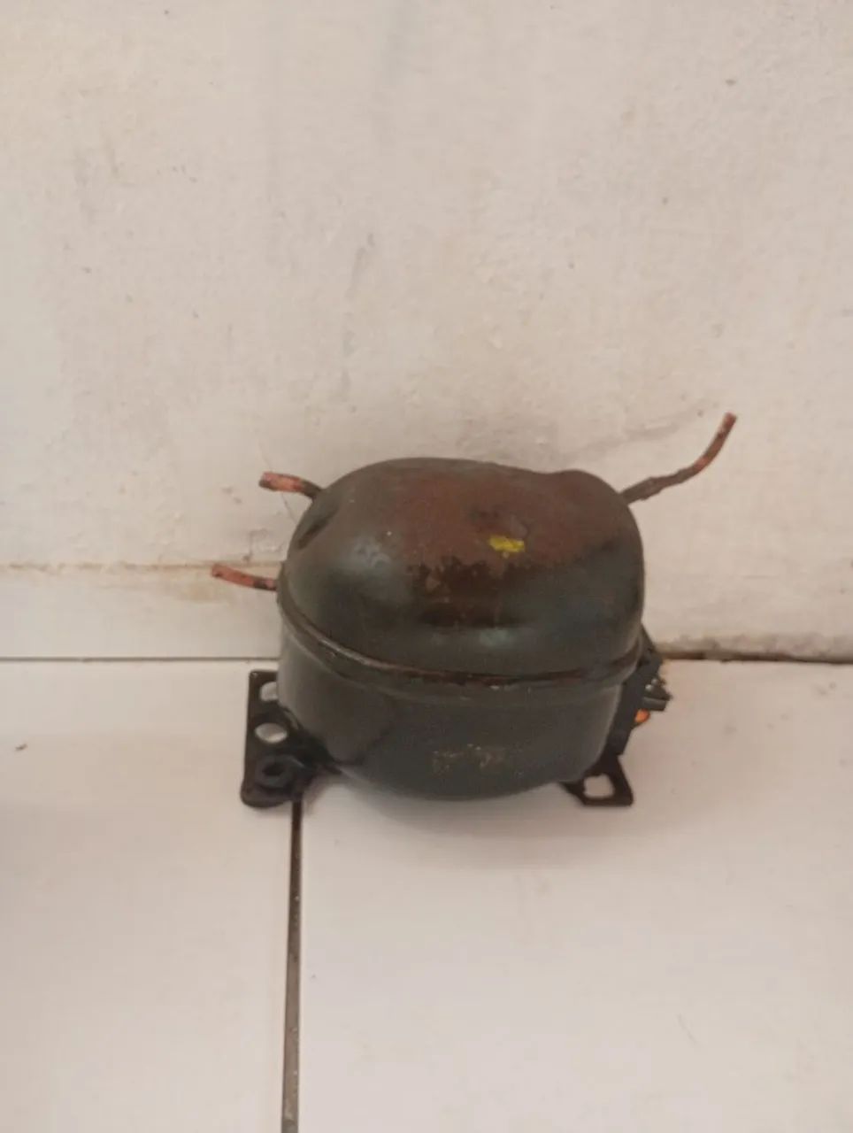 Vendo motor de geladeira  - Foto 2