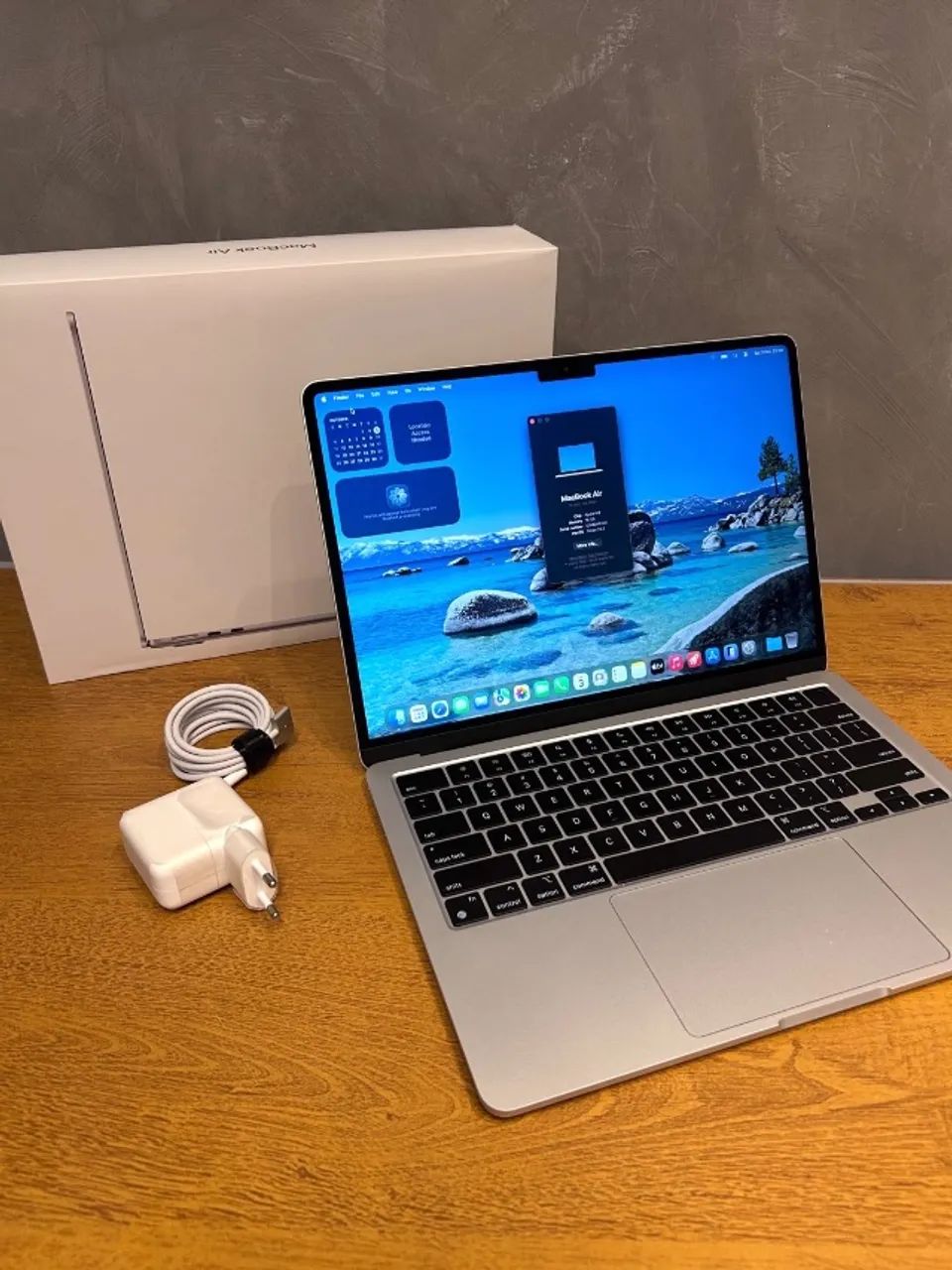 Macbook Air M3 13 polegadas 16gb / 256ssd super novo! - Notebooks