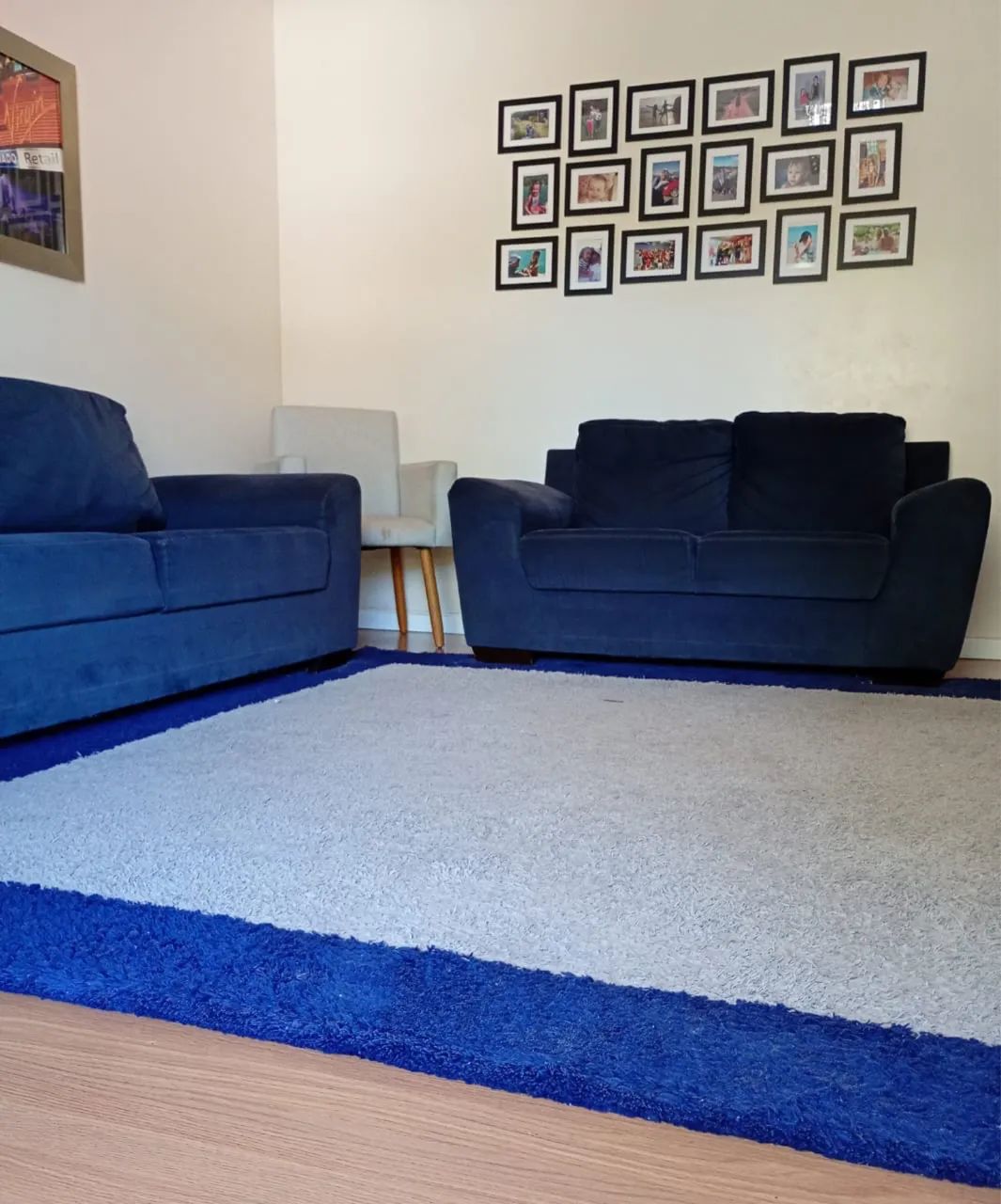 Conjunto sofá 2 e 3 lugares. Tecido suede  - Foto 4