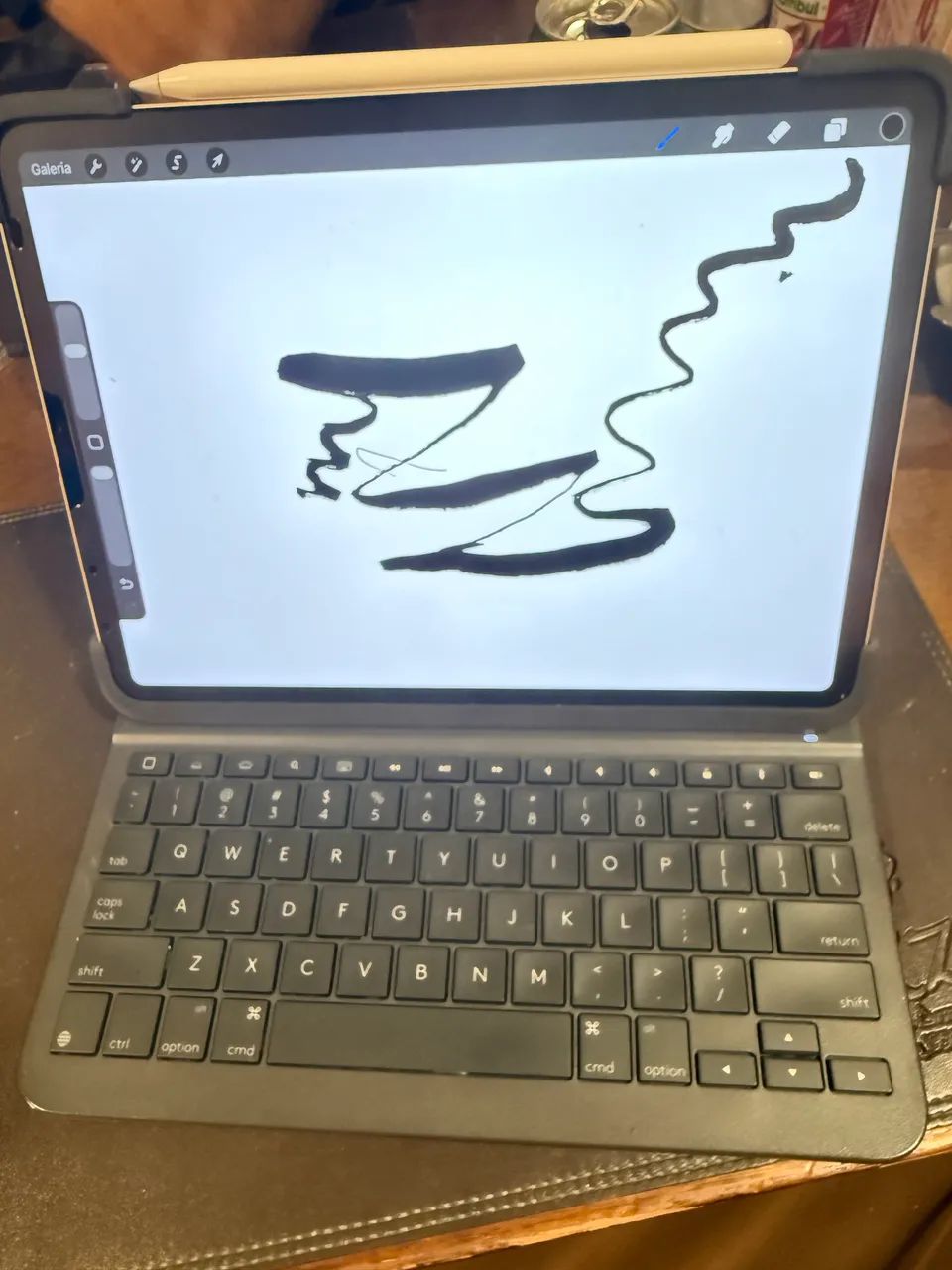 iPad Pro 2021 M1 + Apple Pencil + teclado Bluetooth Logitech - Foto 5