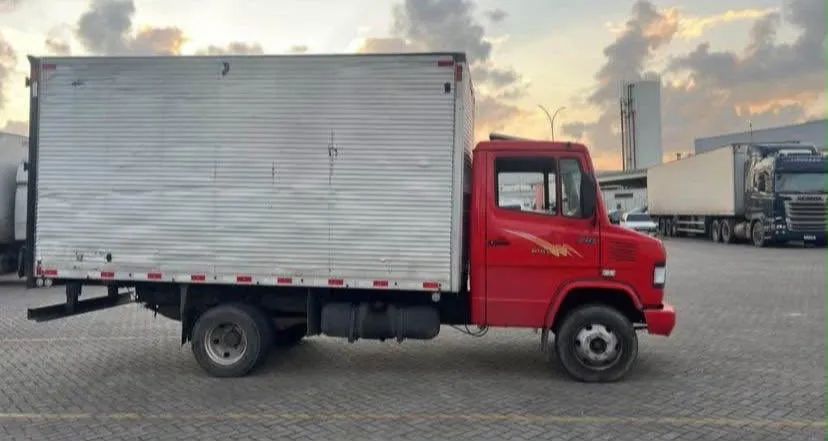 Vendo este caminhão  - Foto 4
