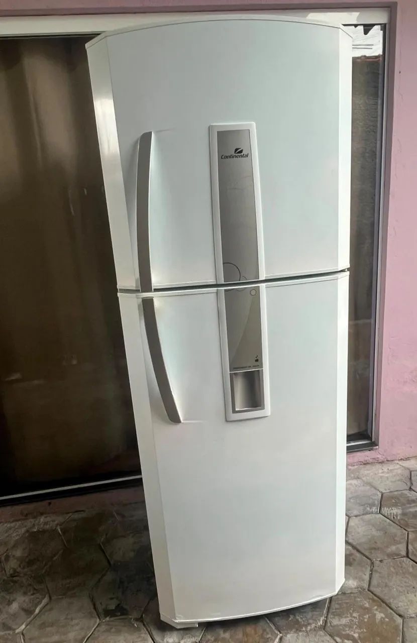 Geladeira continental 