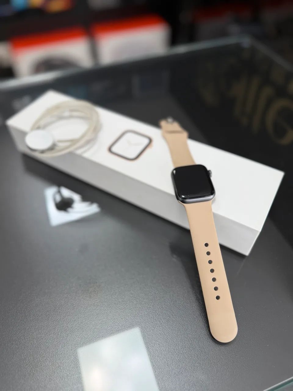 Apple Watch Series 5 40mm + Celular  - Foto 4
