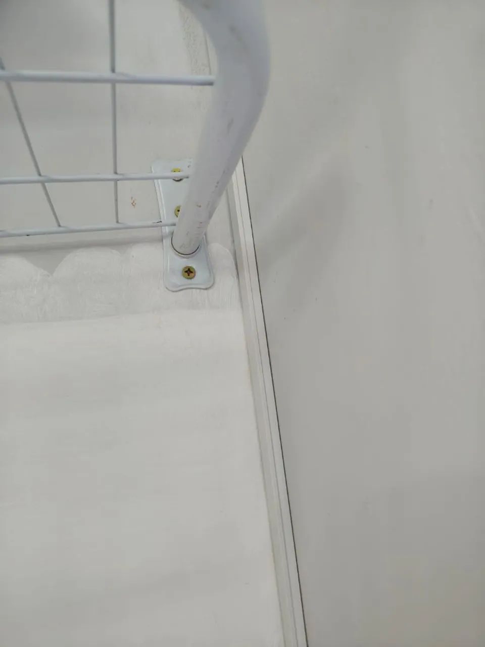 Vende-se Arara com prateleira - Foto 2