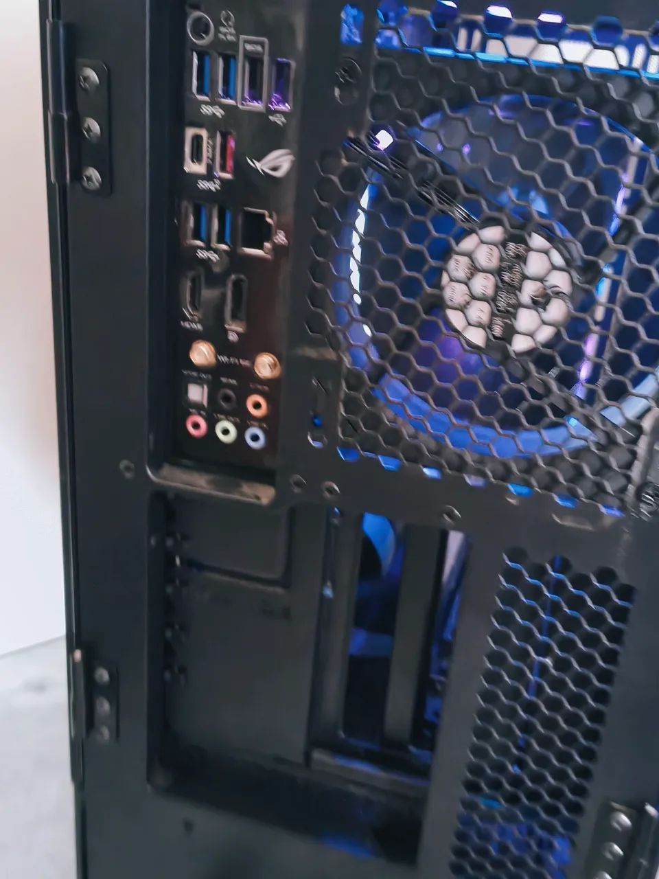 Pc gamer Ryzen 9 5900x / 32gb ram / Rtx 5060  - Foto 2