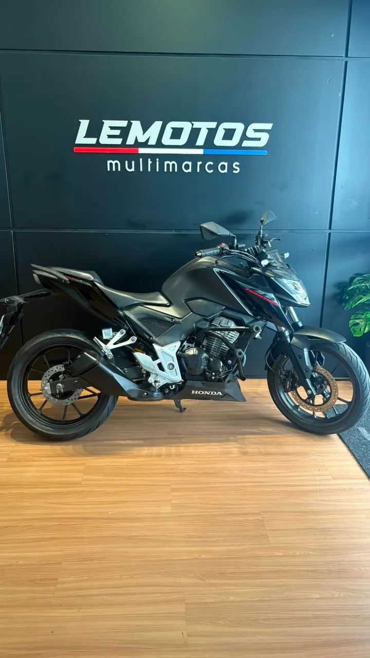CB 300F Twister Flex