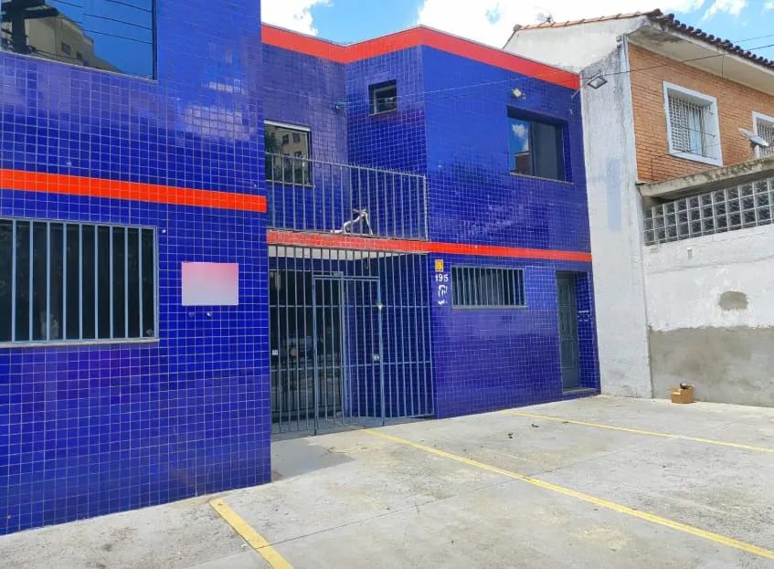 Prédio comercial na Rua Rui de Morais Apocalipse, 195  140 m²