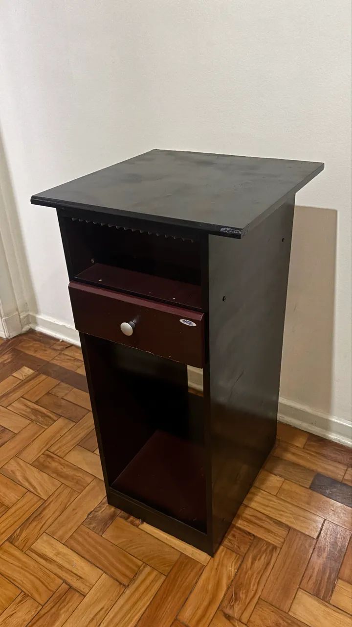 Mesa de apoio / Cabeceira