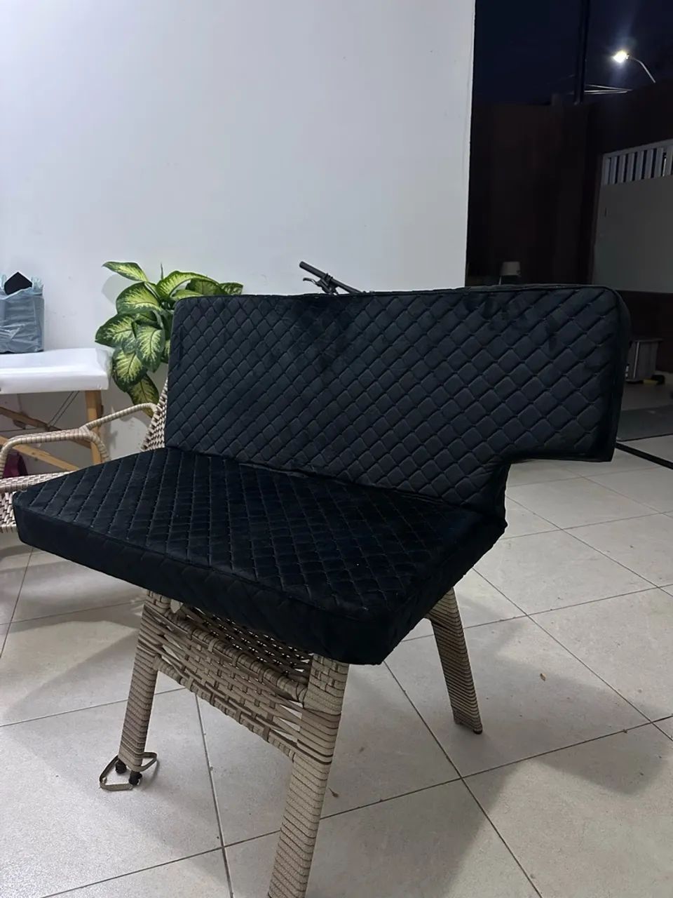 Sofá cama para caminhão 1620,1318,2324.