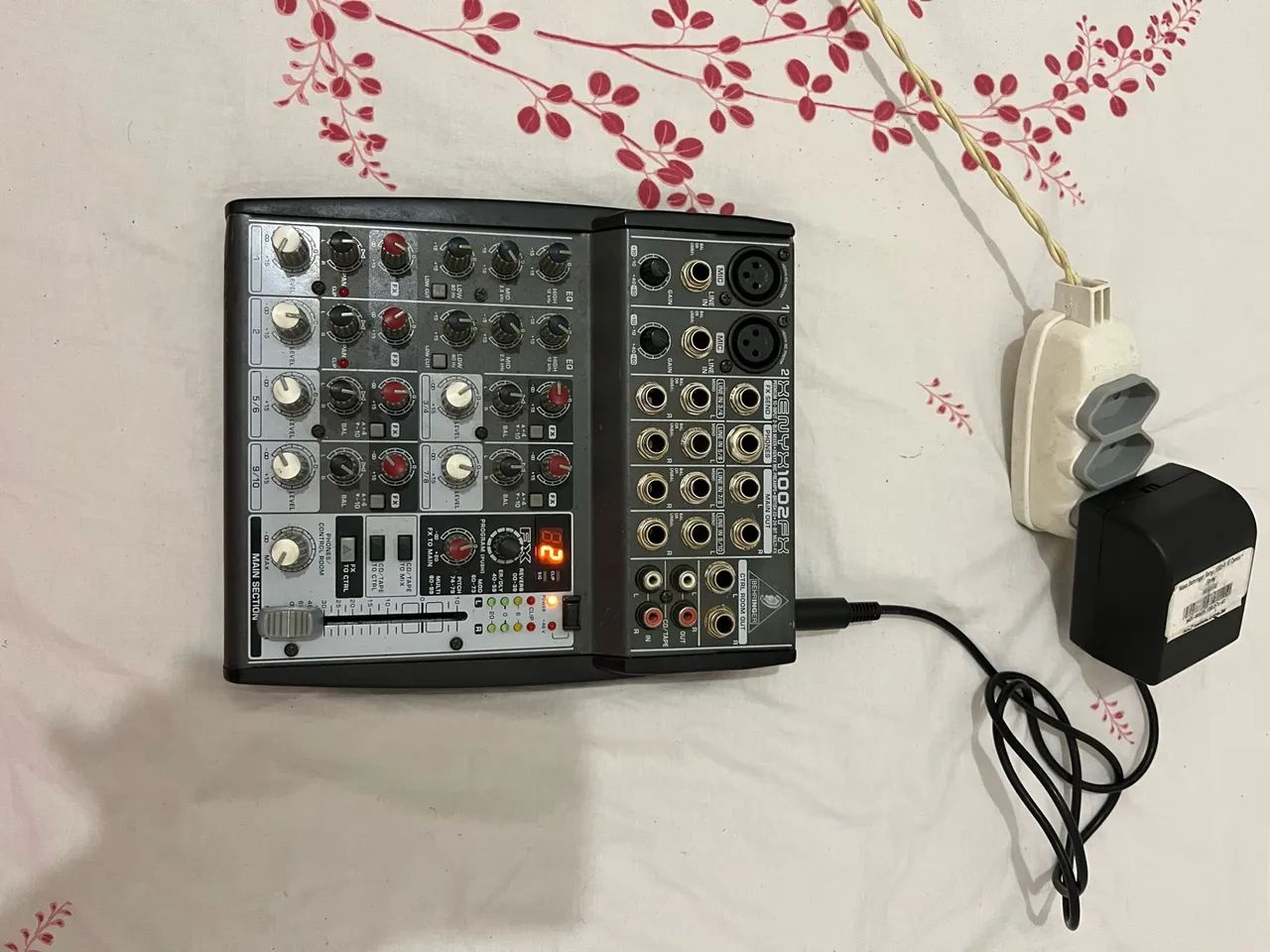 Mesa de som behringer xenyx 1002FX - Foto 2