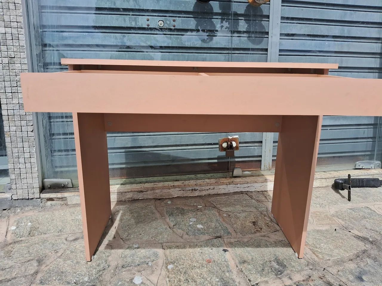 Mesa com gavetao small - Foto 2
