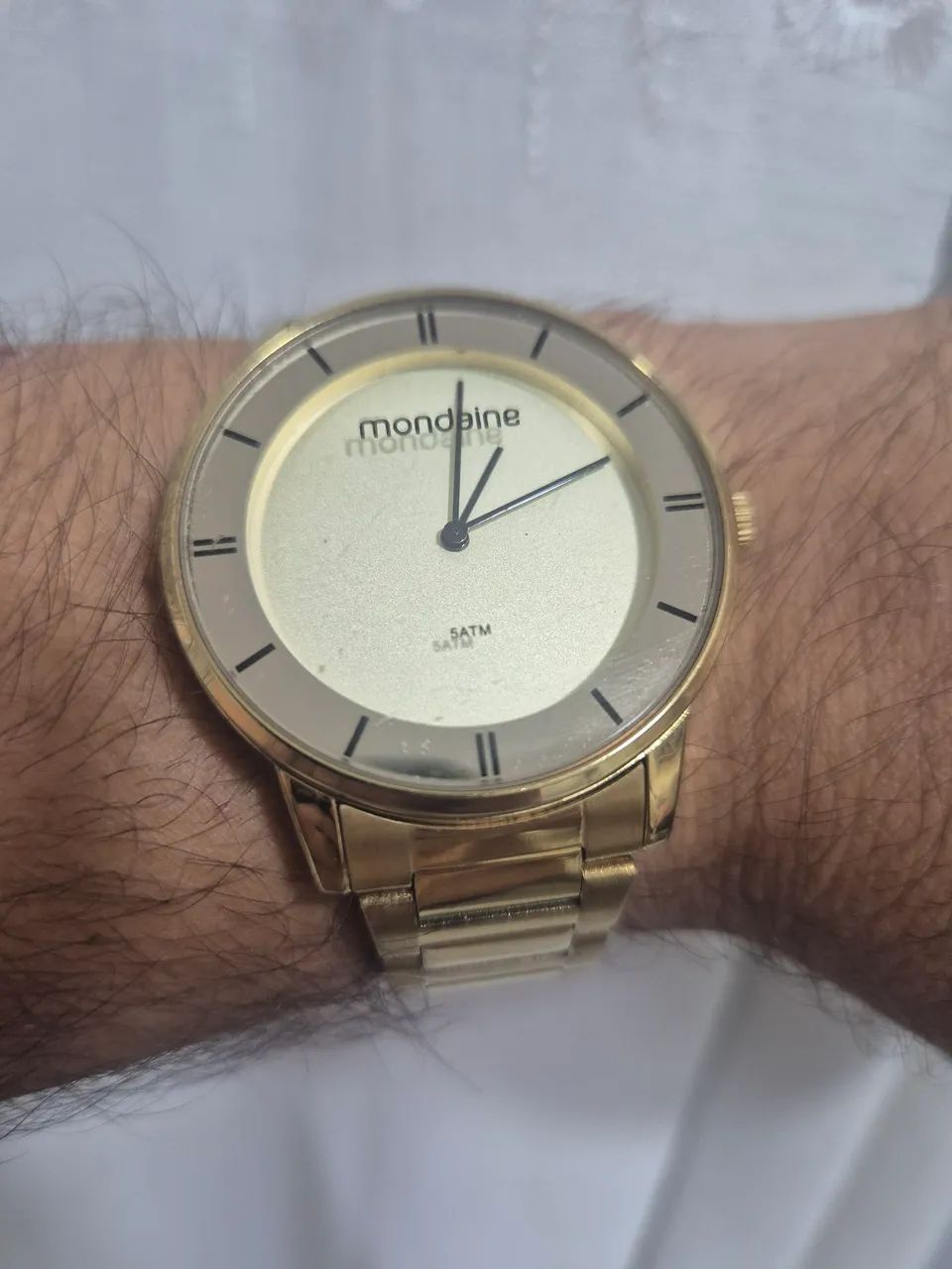 Relógio MONDAINE DOURADO À QUARTZ   -   ÓTIMO ESTADO