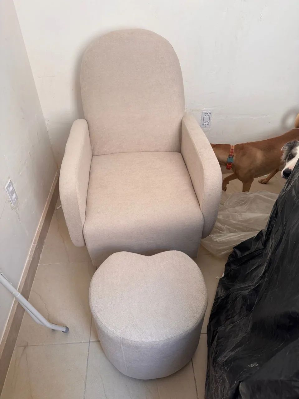 Poltrona amamentação modelo europeu  - Foto 3