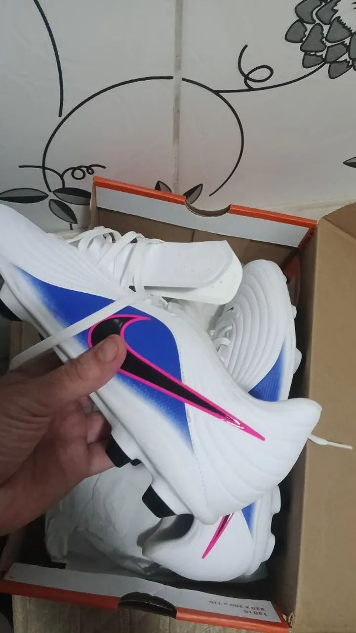 CHUTEIRA NIKE TIEMPO CAMPO