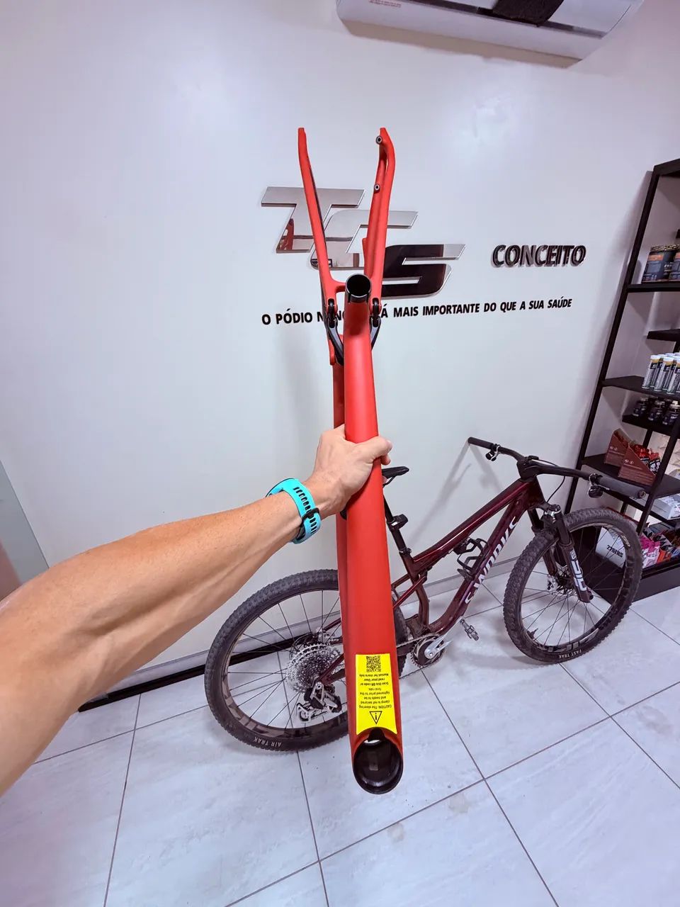 Quadro specialized Epic 8 tamanho M nova com NF
