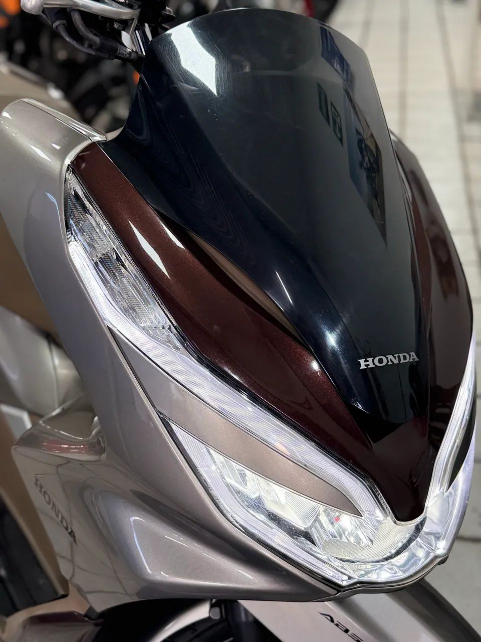 Honda Pcx DLX 2022 - Foto 3
