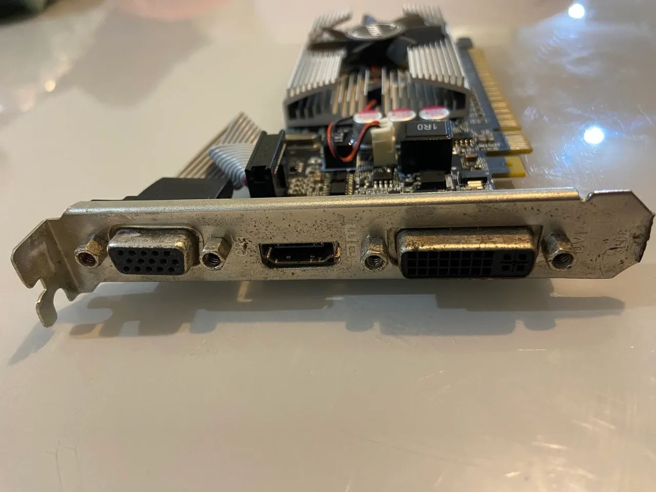 Placa de vídeo Nvidia MSI GeForce 200 Series 210 1GB - Foto 2