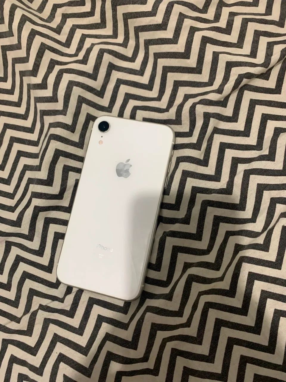IPHONE XR 64gb