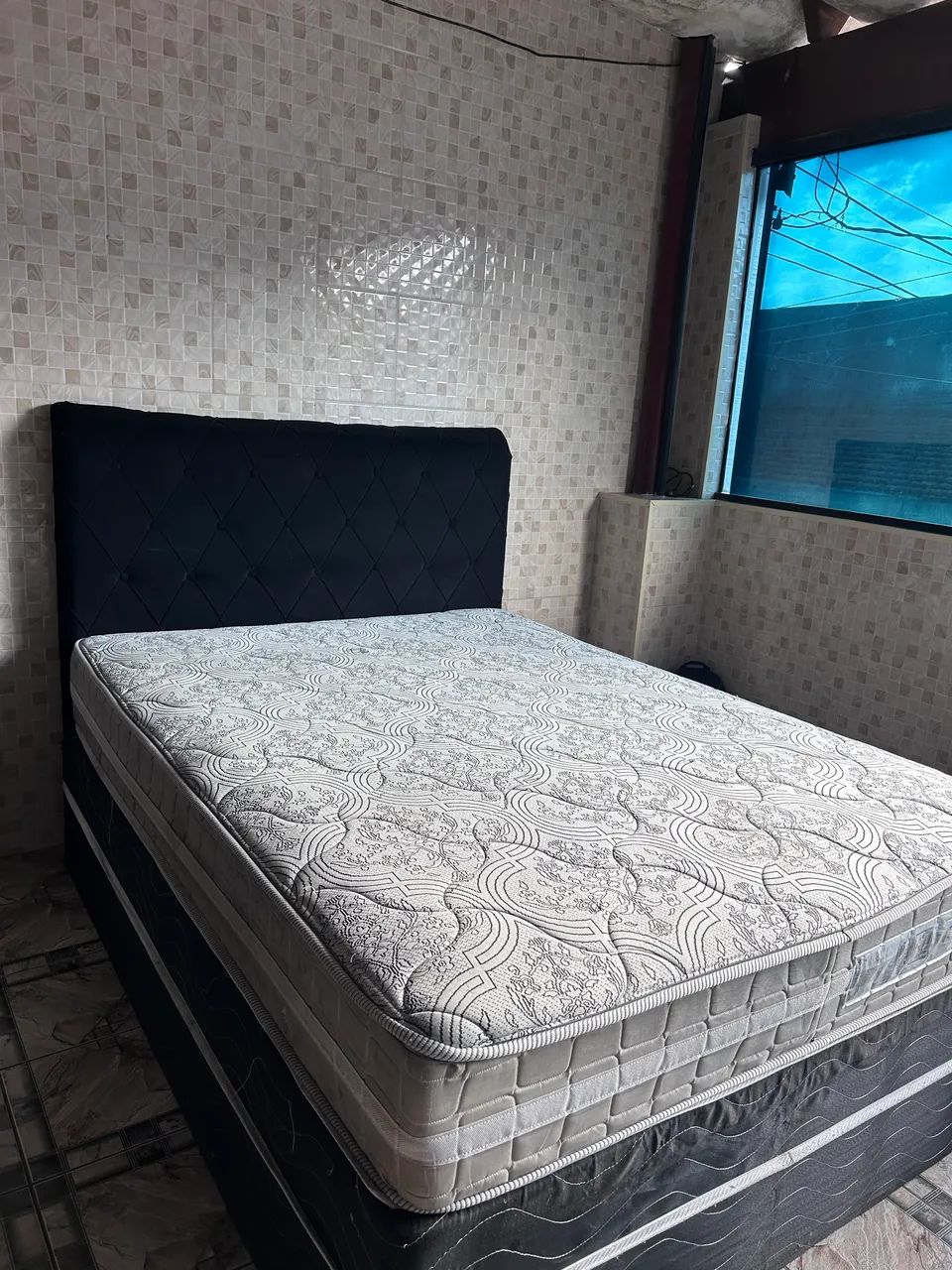 Cama Box casal + cabeceira  - Foto 4