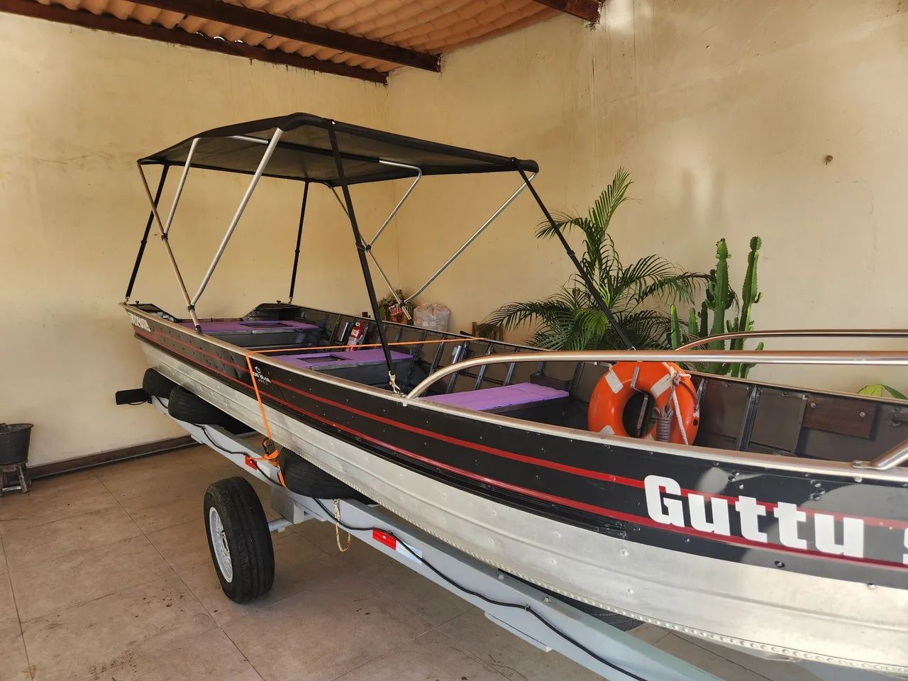 Barco de alumínio 