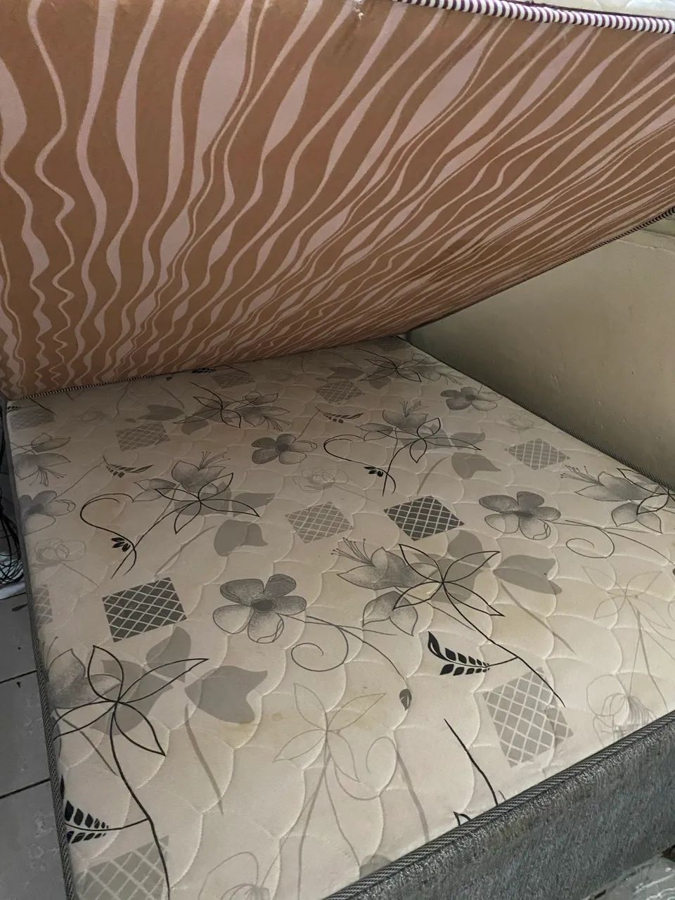 Cama box + colchão completo  - Foto 2