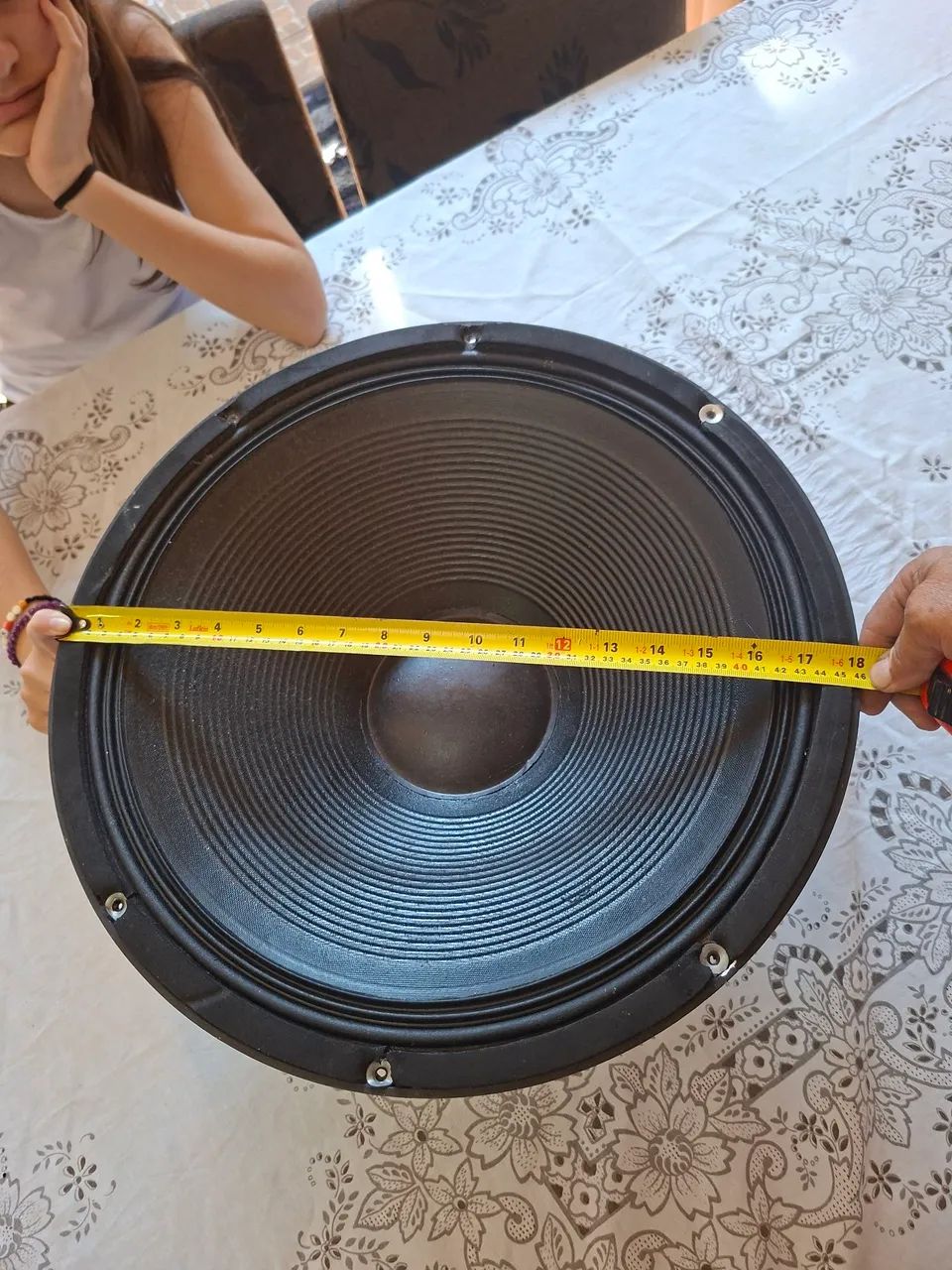 Par de auto-falantes 18polegadas  500 Rms .quem gosta de pancada  em perfeito estado . - Foto 3